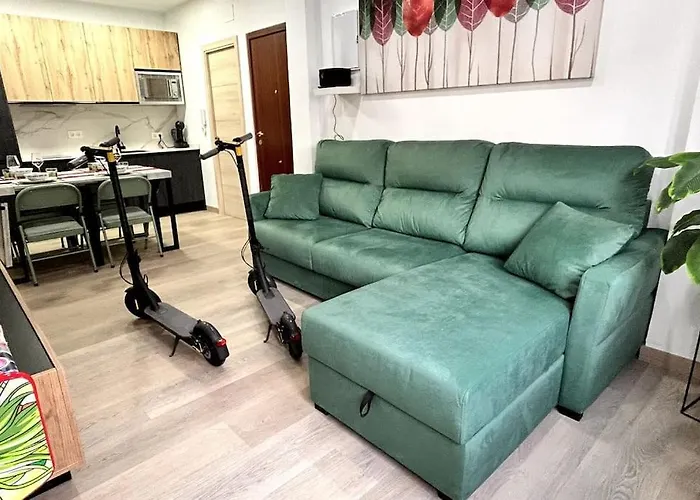 Lujo 10 Pax Proyector, Maquina Arcade Y Patinetes
